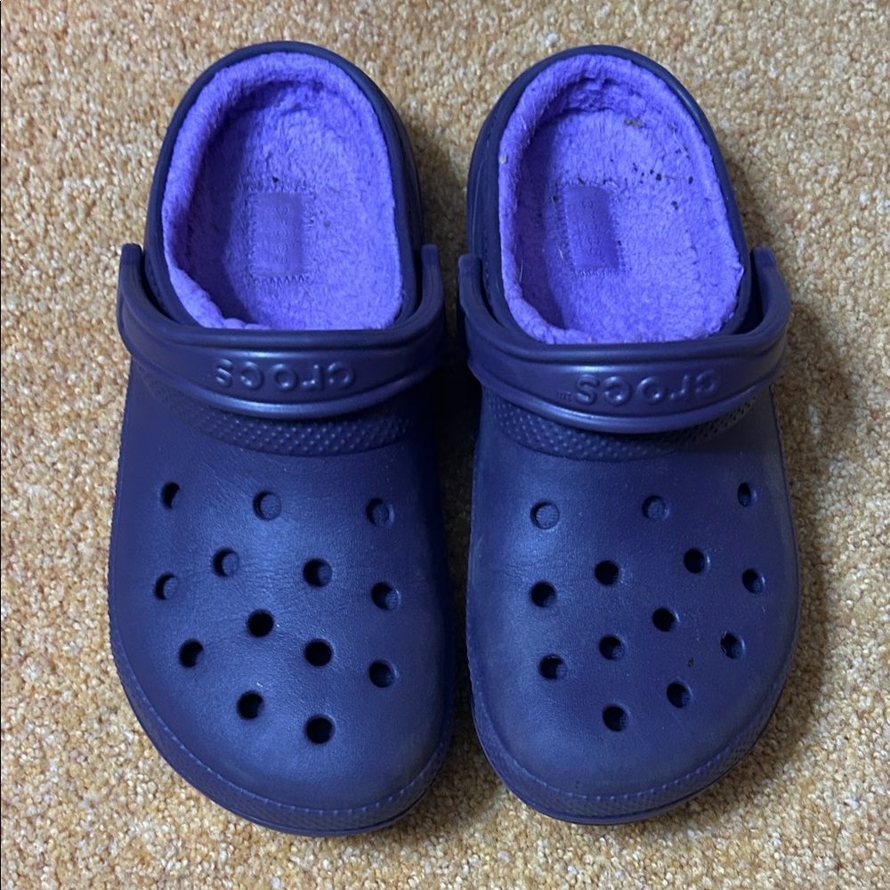 CROCS Kids Dark Purple Insulated Slippers